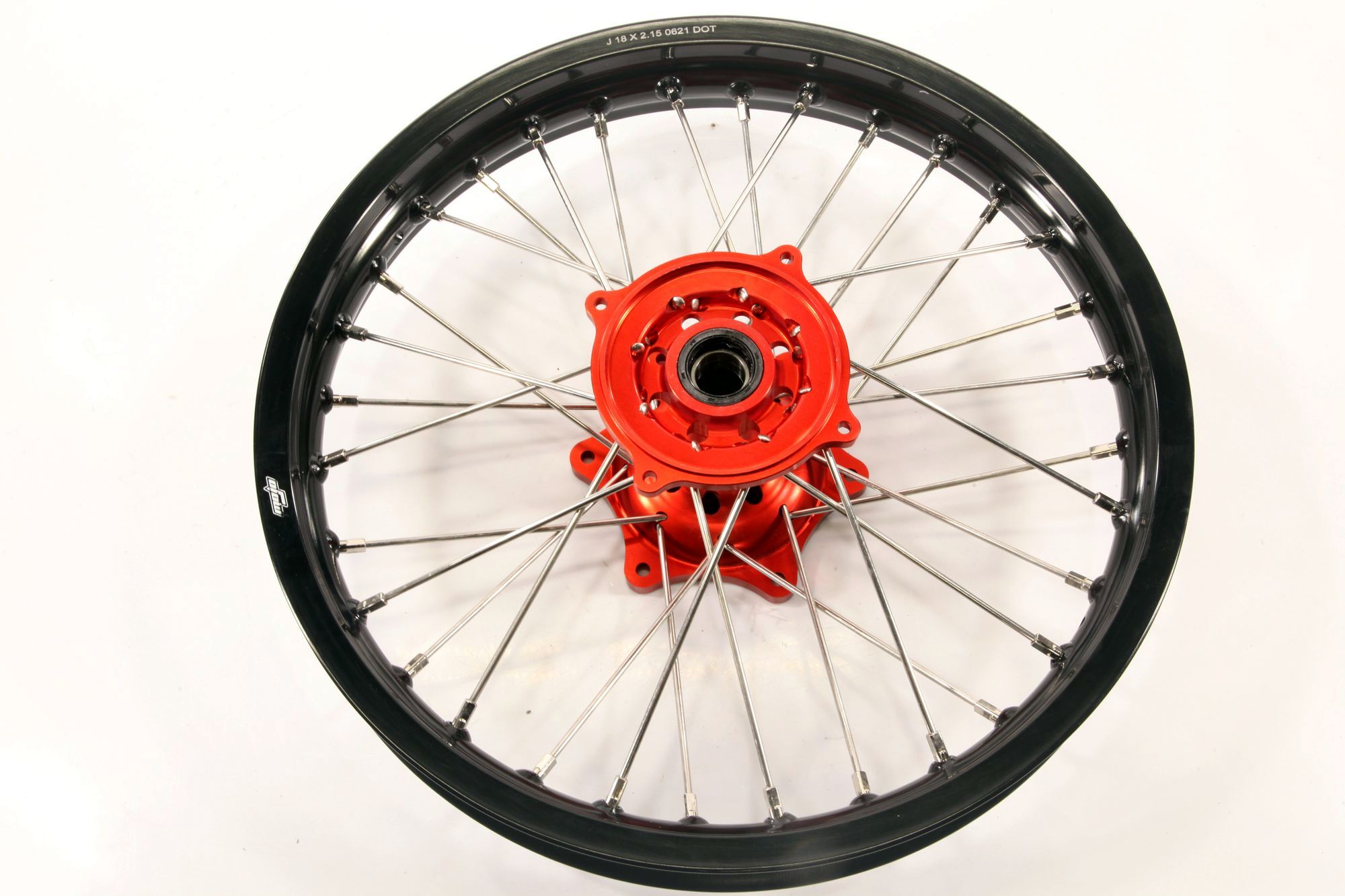 Диск колёсный задний 18" 2,15x18 CRF(32H) CNC MOJO 25мм чёрный обод BSE Z8 RTC 300 M8