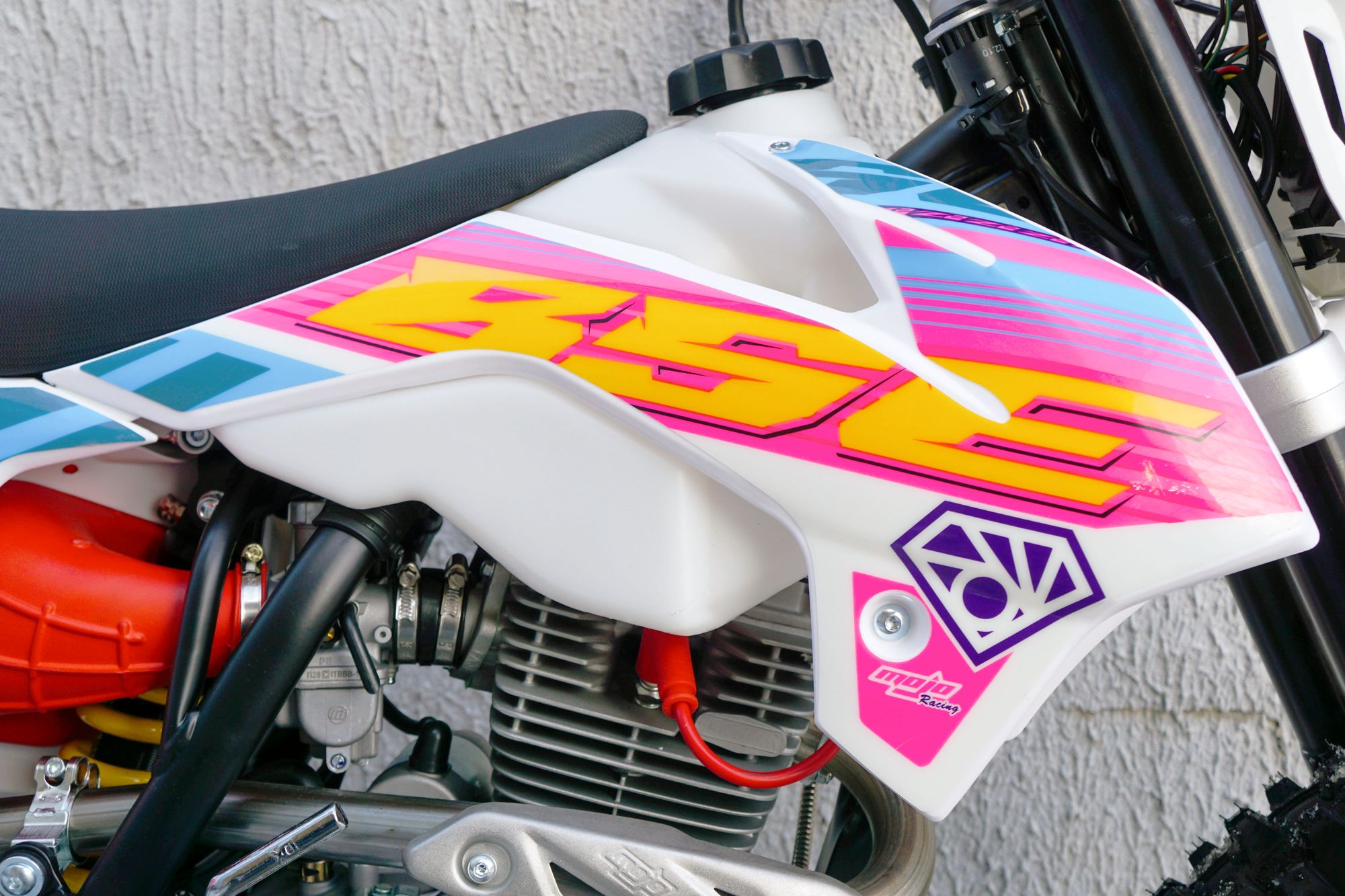 Наклейки BSE Z2 Roqvi Pink BSE Z2