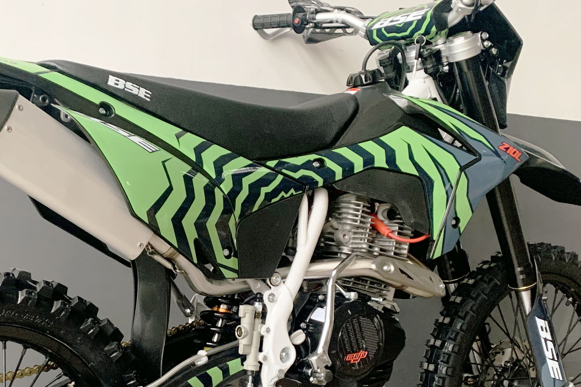 Наклейки BSE Z10 L Green Shake BSE Z10L