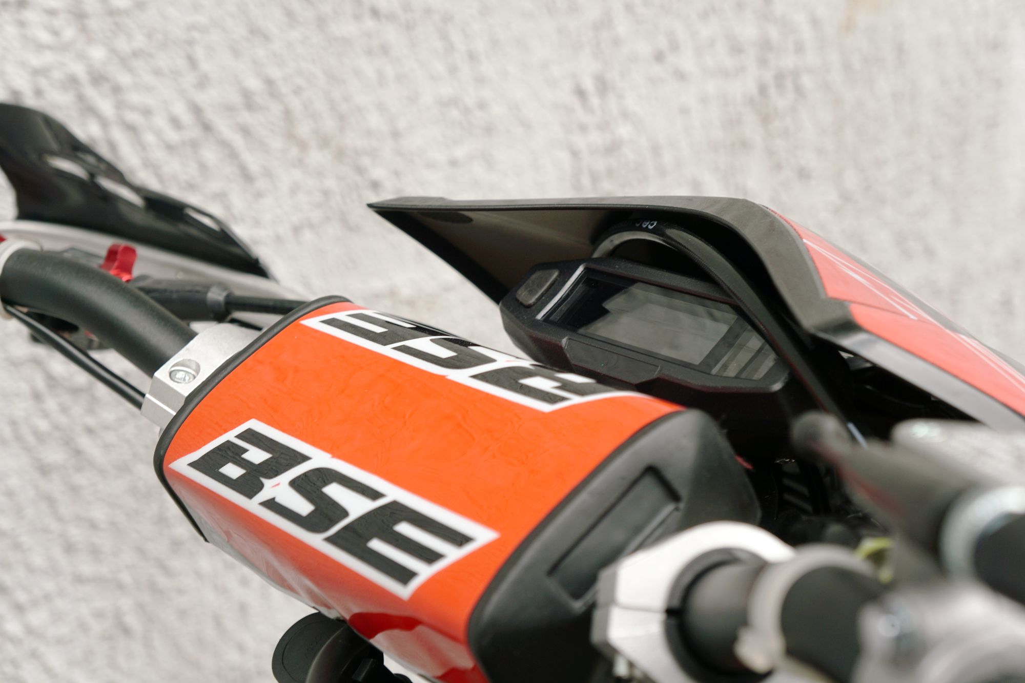 Наклейки BSE Z11 Red BSE Z11