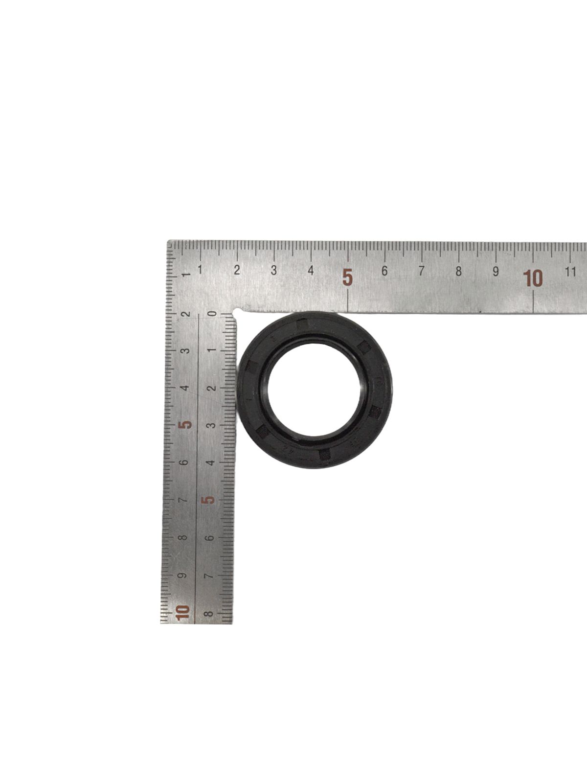 Сальник 26x42x7 ступицы передней BSE T5