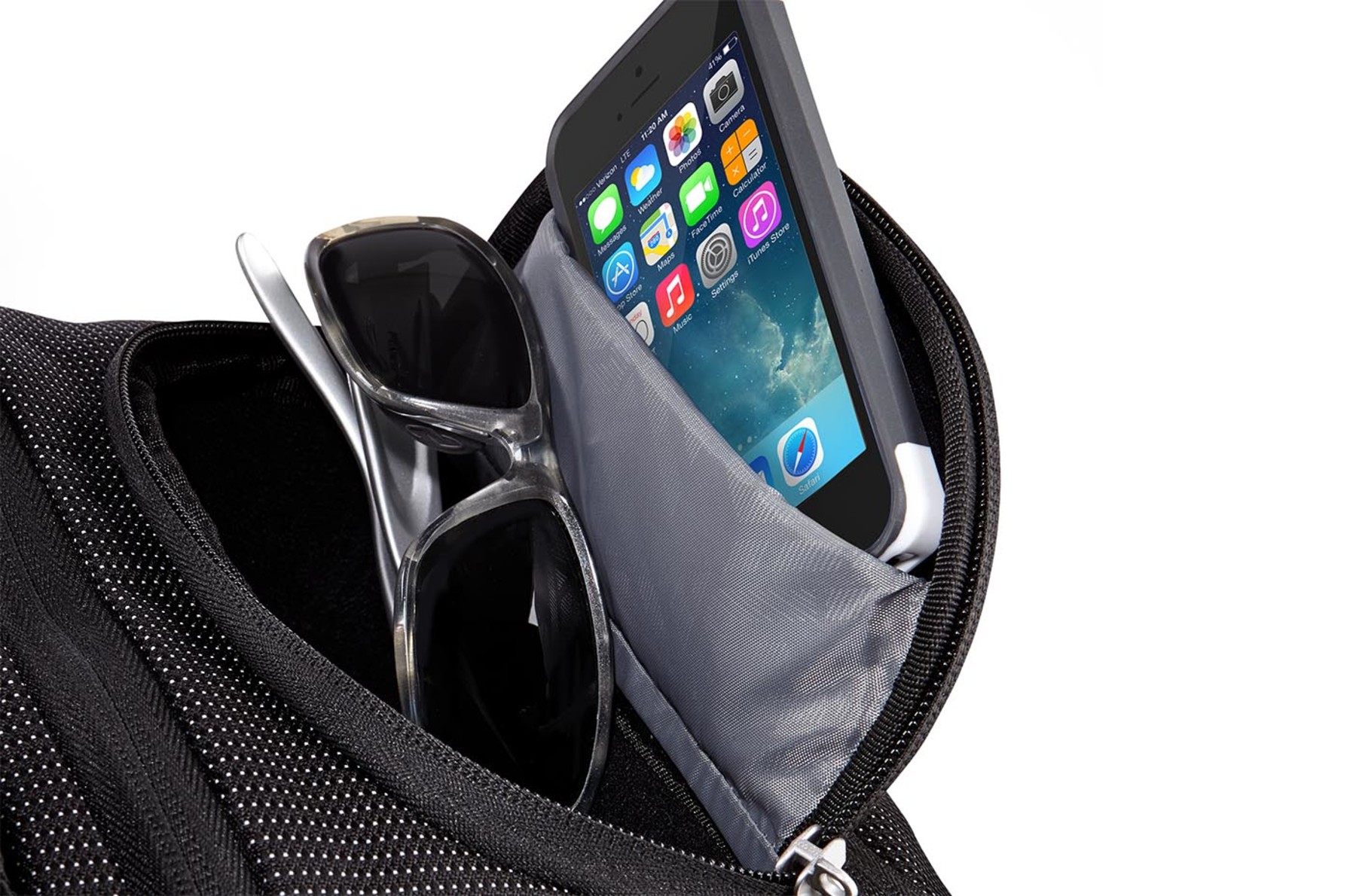 Рюкзак городской Thule Crossover Backpack 25L - Black (черный)