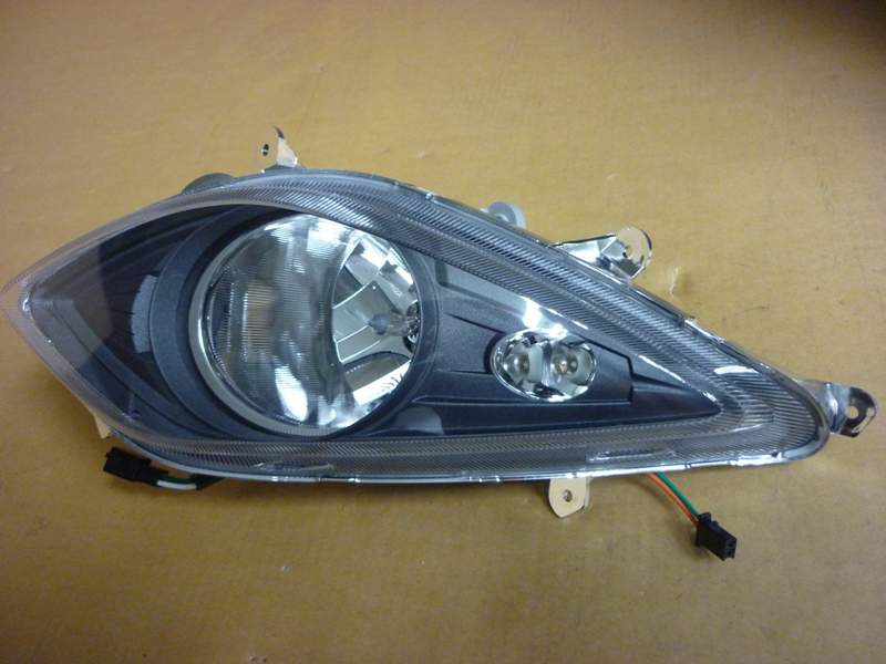 Фара передняя левая SYM