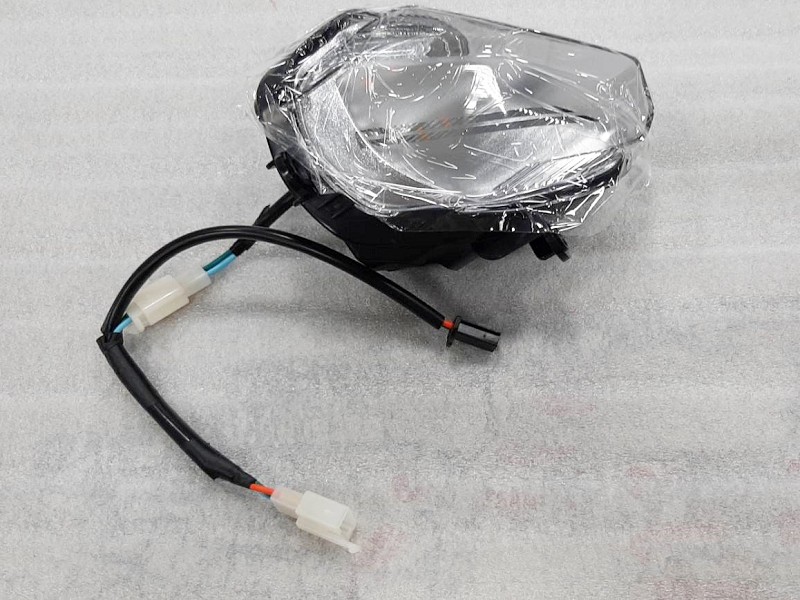 Указатель поворота передний правый SYM