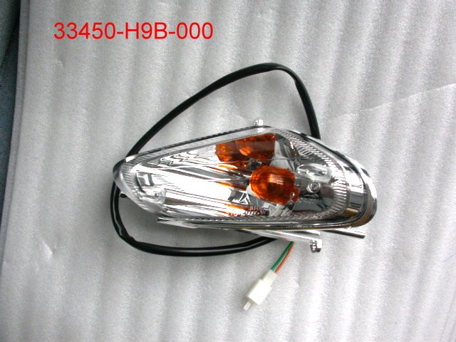 Указатель поворота передний левый SYM JoyRide 200