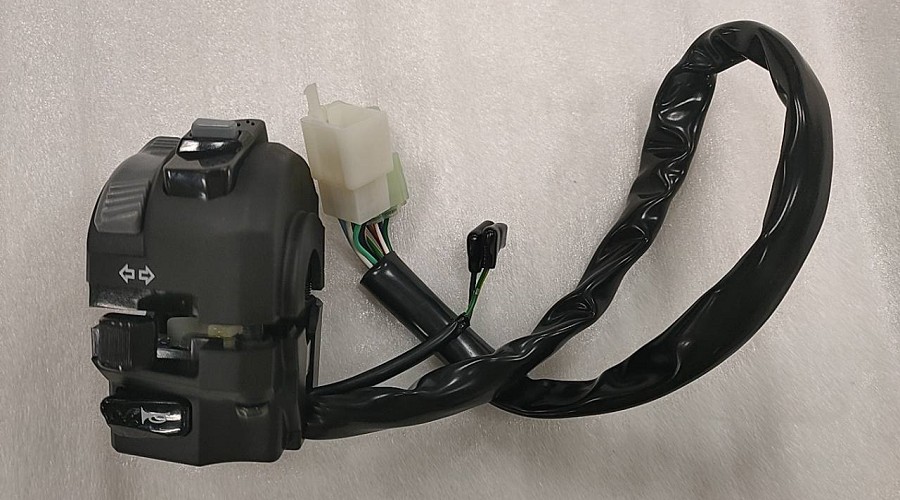 Блок переключателей левый SYM