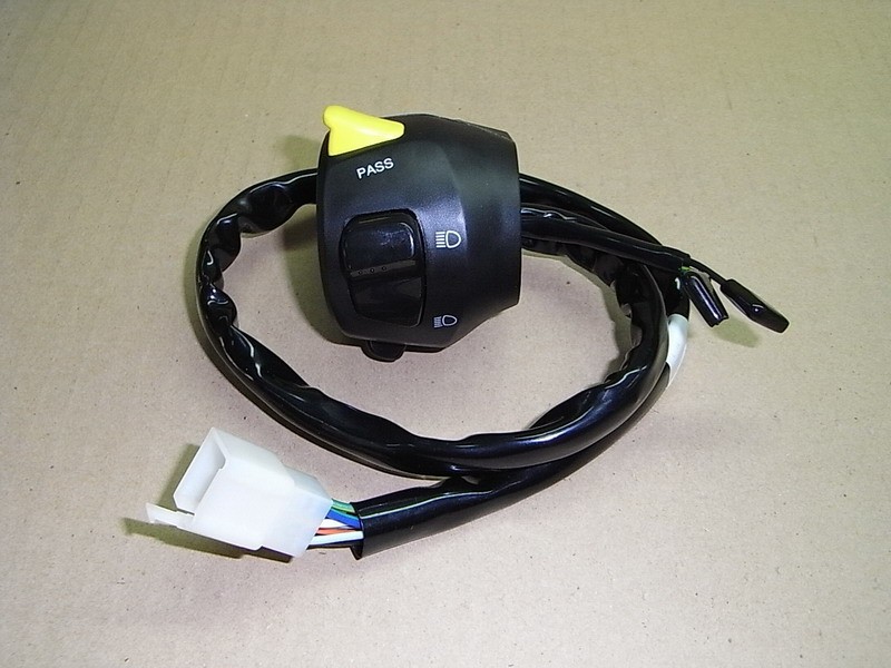 Блок переключателей левый SYM GTS 250