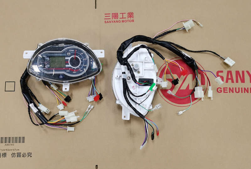 Панель приборов SYM