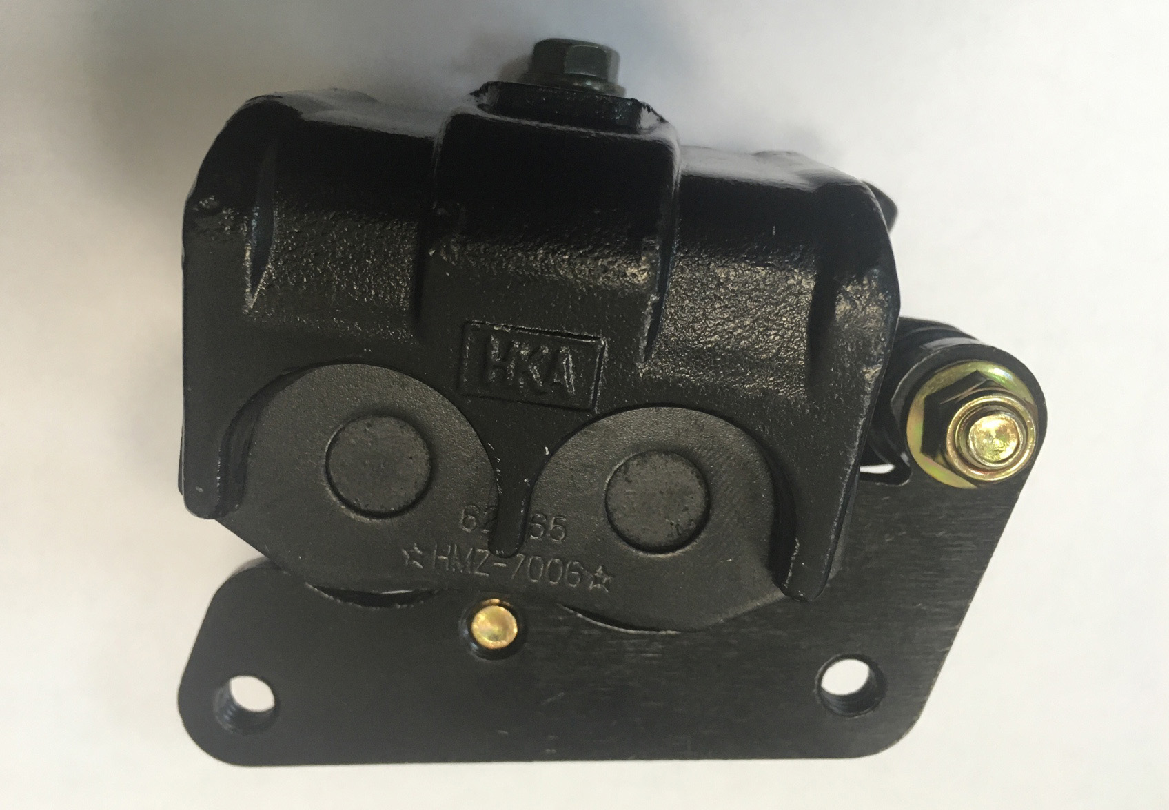 Суппорт тормозной передний BSE J1, J2