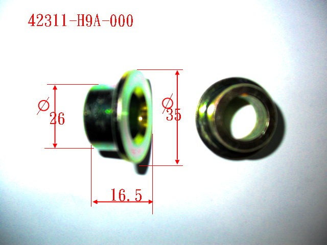 Втулка оси маятника заднего колеса SYM Symphony 125 JoyRide 200 JoyMax 300 GTS 300 Maxsym 400