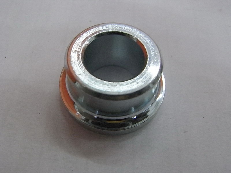 Втулка оси переднего колеса SYM Jet 4 125 JoyRide 200 GTS 300 Jet 4 50 Orbit 50 Orbit 125 Symphony 125 Symphony 50