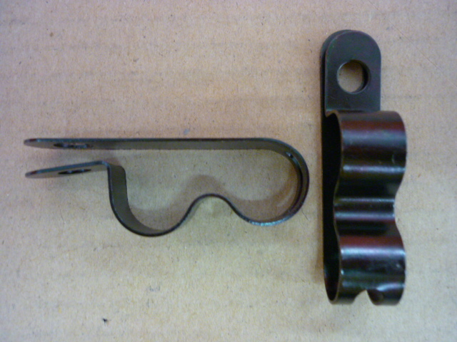 Держатель тормозного шланга SYM