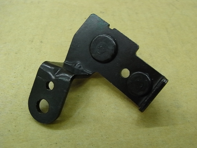 Кронштейн бачка тормоза SYM