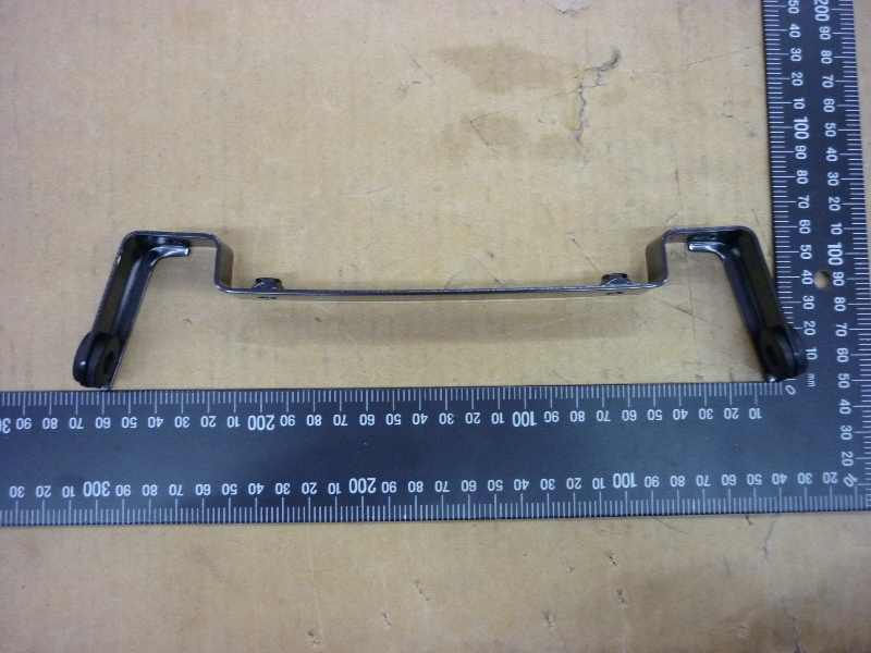 Кронштейн крепления облицовки SYM