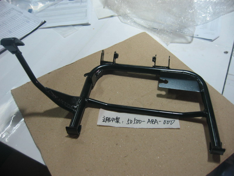 Опора центральная SYM