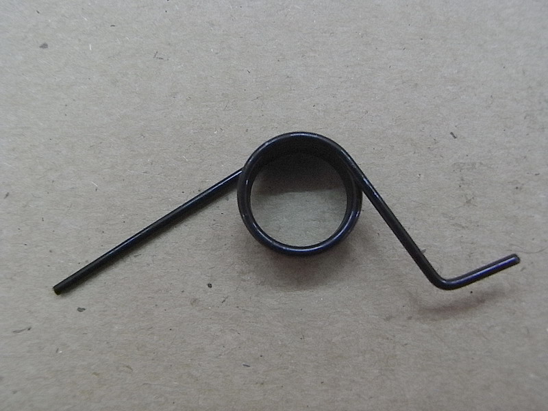 Пружина подножки правой SYM