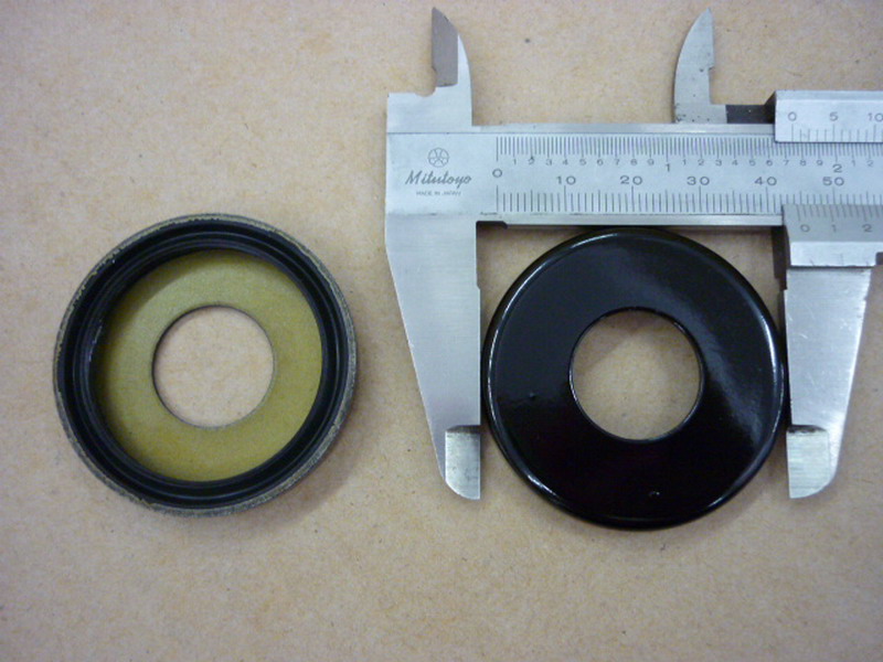 Пыльник задней вилки SYM