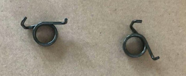 Пружина рычага правого SYM