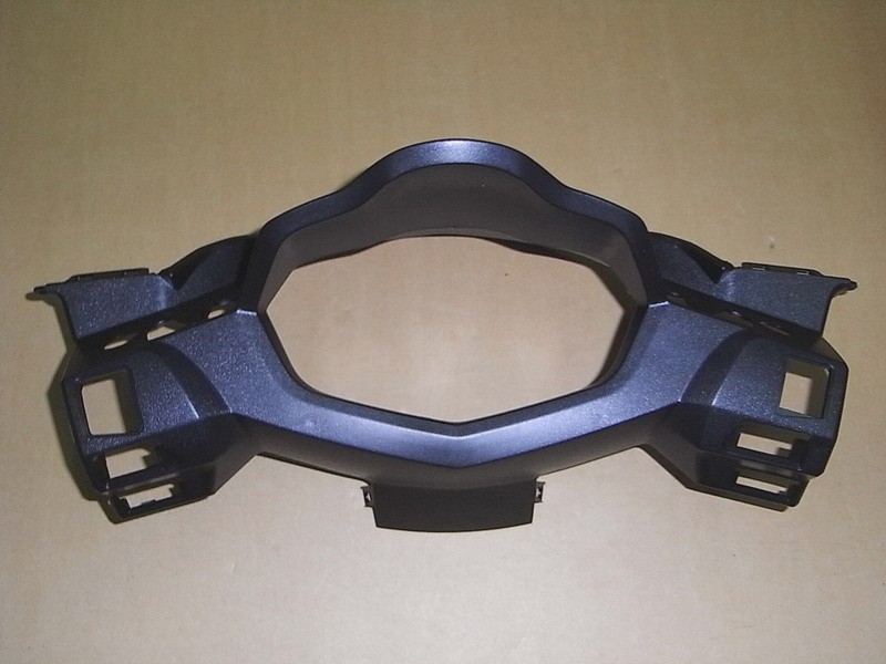 Облицовка руля верхняя черный_BK-001U SYM Citycom