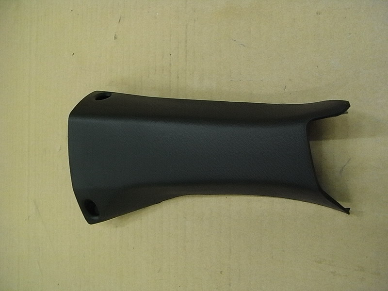 Облицовка руля нижняя левая черный_BK-001U SYM JoyRide 200