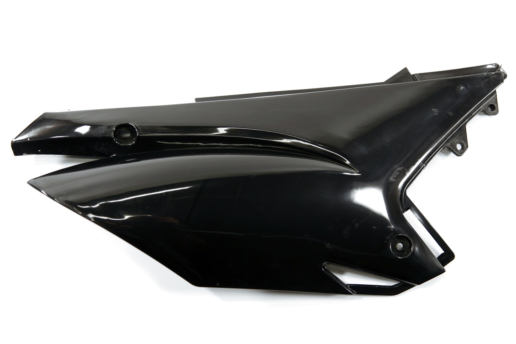 Облицовка задняя правая, чёрный BSE J1, J2 Z3 Z3Y Z10