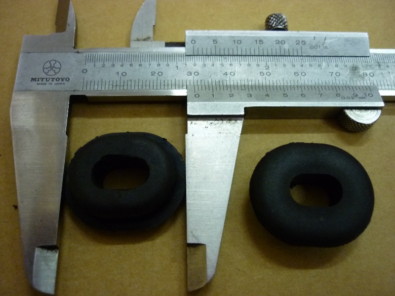 Втулка переднего крыла SYM