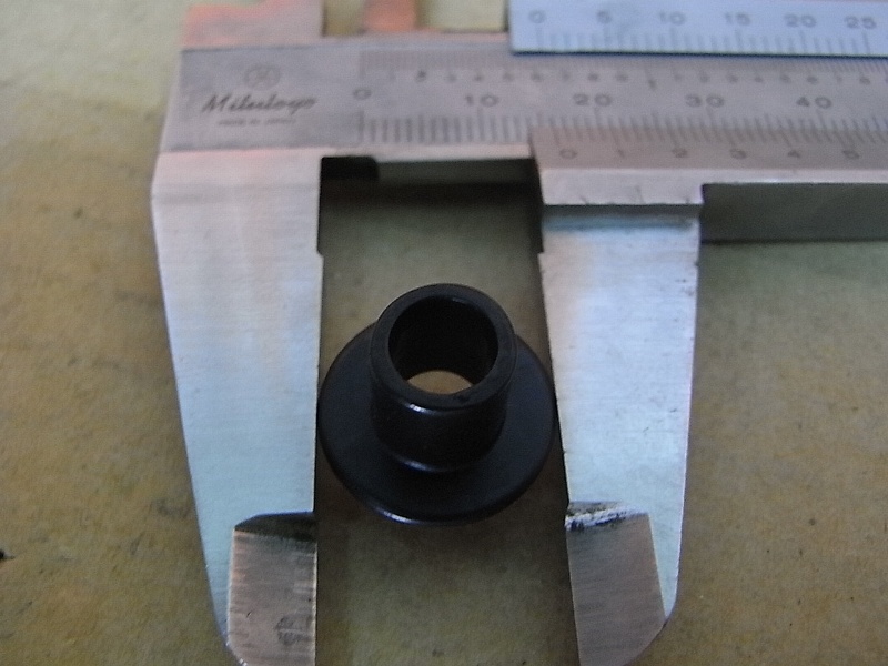 Втулка крыла переднего SYM