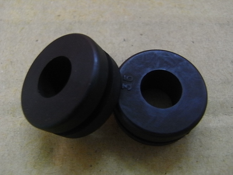 Демпфер переднего пластика SYM