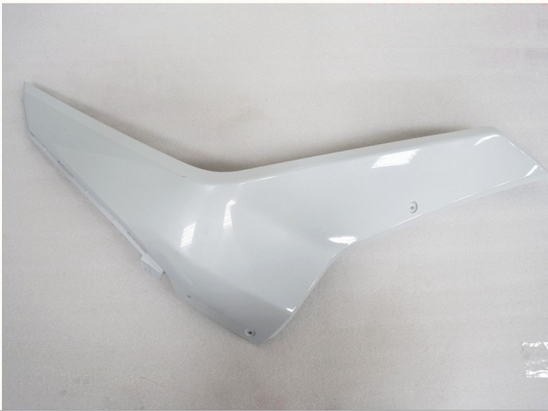 Спойлер передний правый WH-300P SYM Cruisym 300