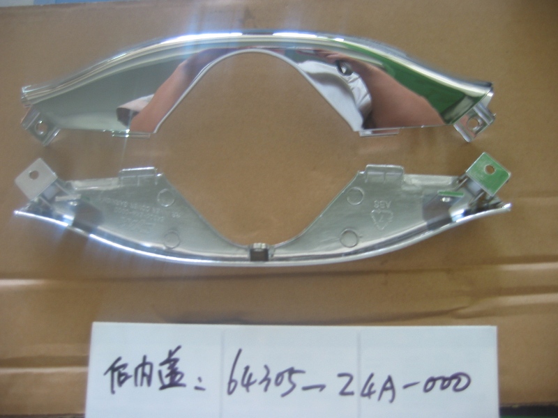 Задняя внутренняя декоративня крышка руля SYM