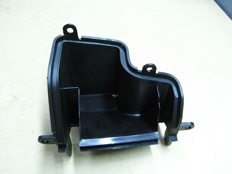 Отсек для мелочи черный_BK-001U SYM JoyRide 200