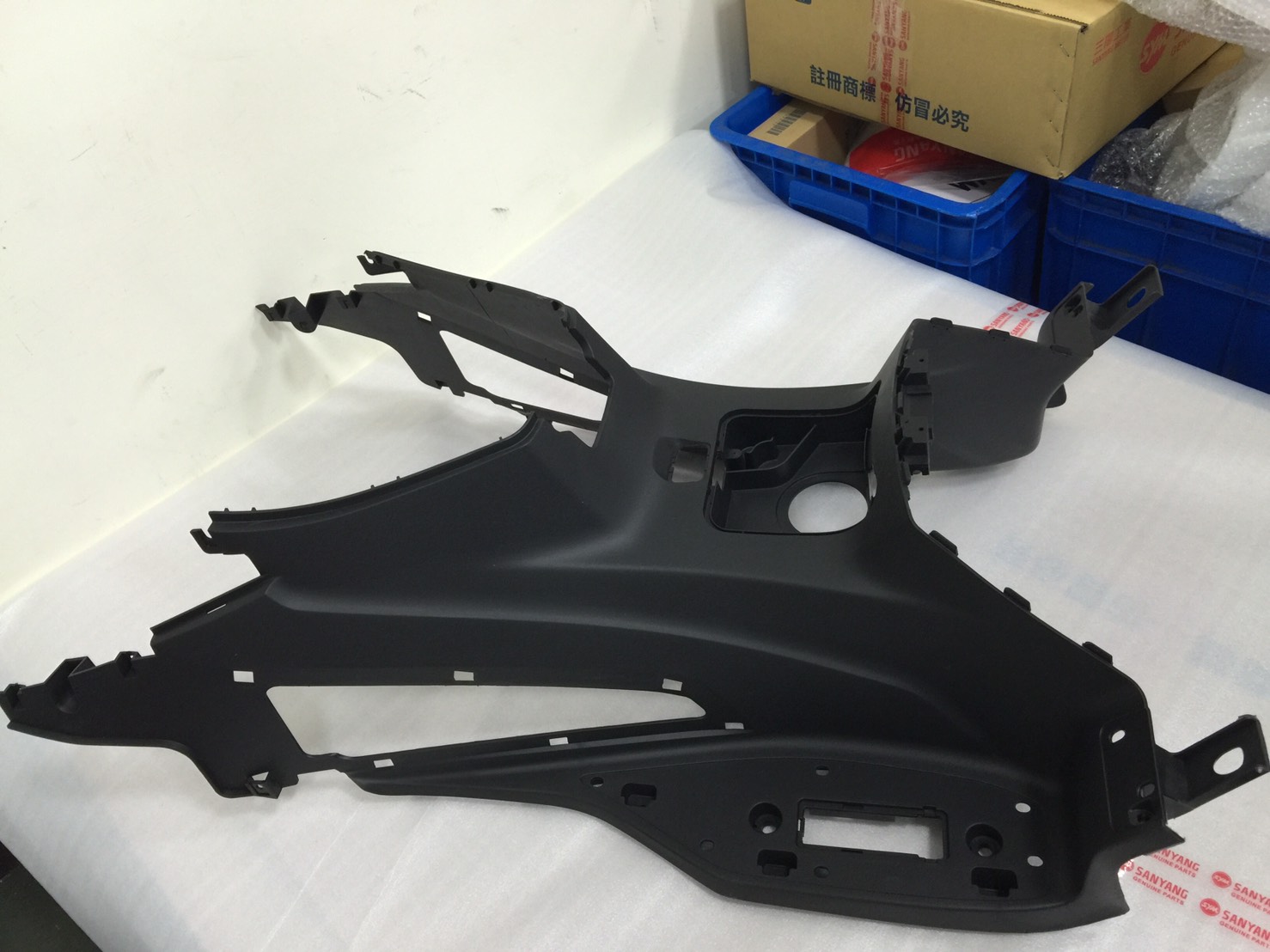 Облицовка пола черный SYM