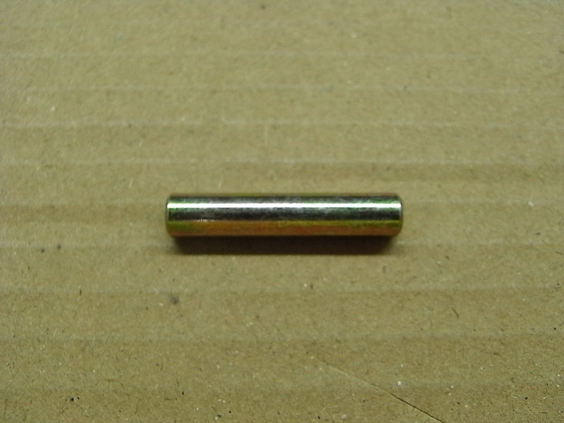 Штифт петли крышки SYM