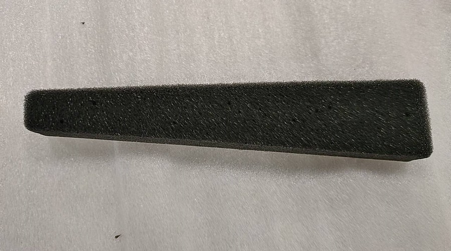 Губка накладки правая SYM