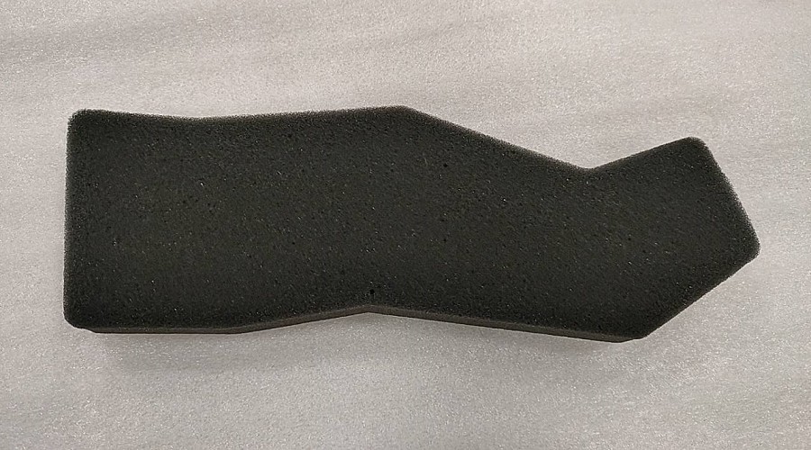 Губка накладки боковая в SYM