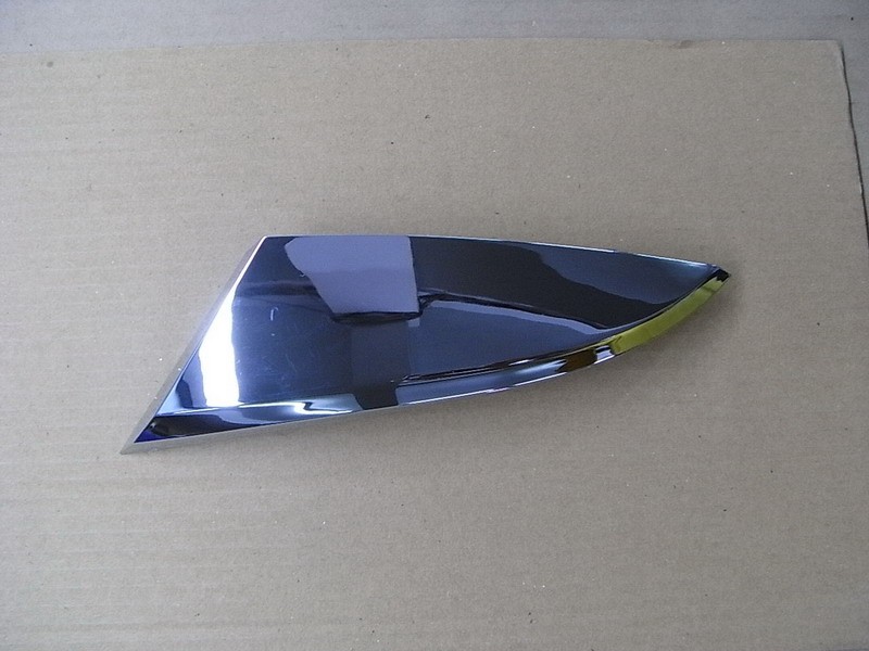 Облицовка передняя малая правая SYM Mio 50