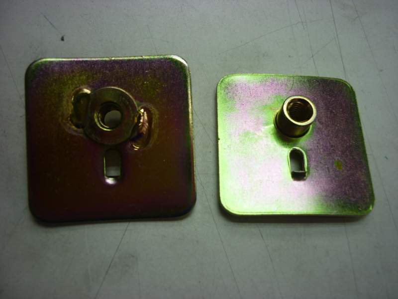 Кронштейн крючка для шлема SYM