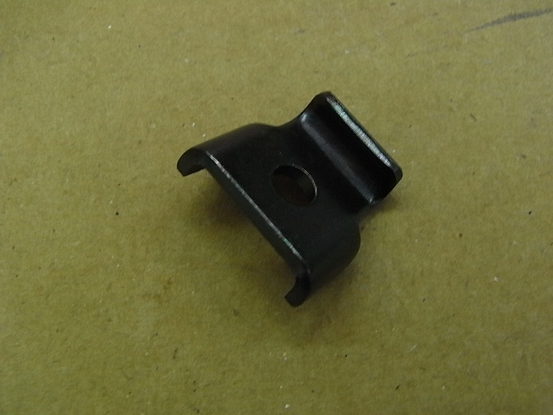 Кронштейн выключателя лампы SYM