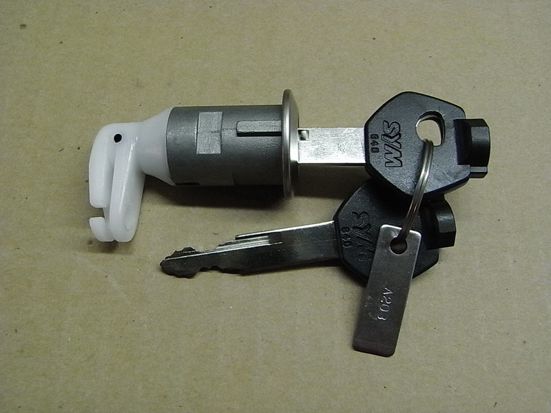 Ключи замка сидения SYM