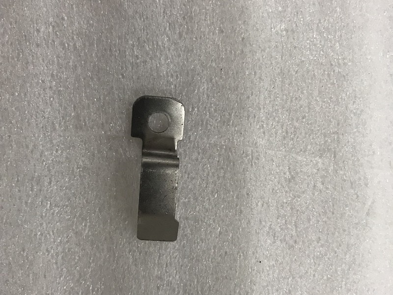 Пластина пружины пробки бака SYM