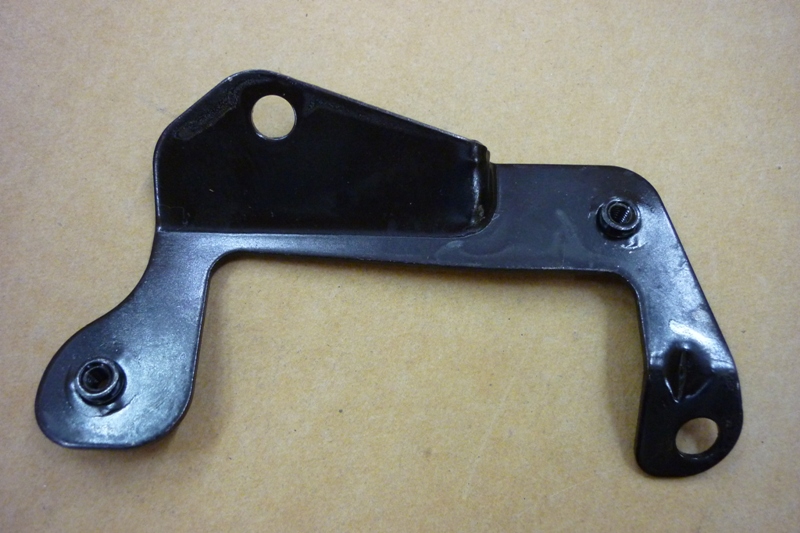 Кронштейн выключателя аварийки SYM