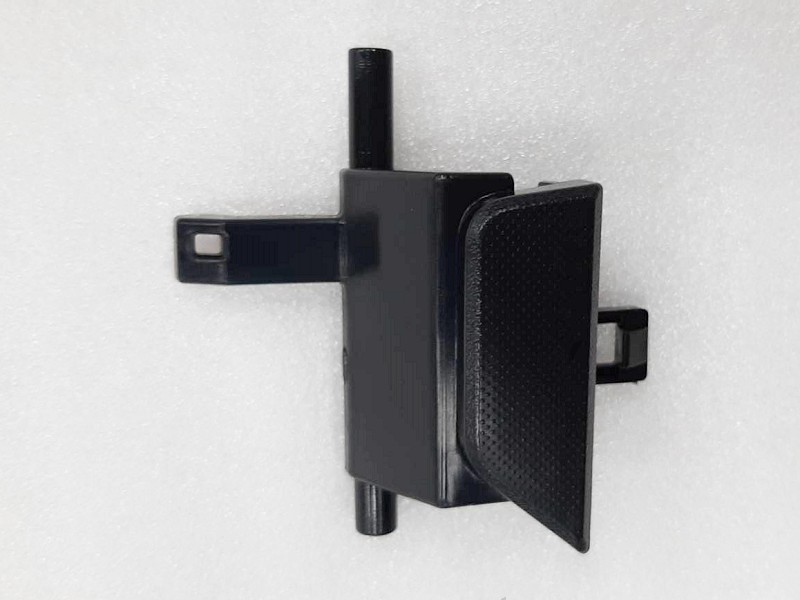 Дно бокса правого SYM