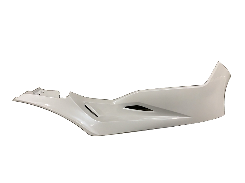 Облицовка боковая нижняя правая белый SYM