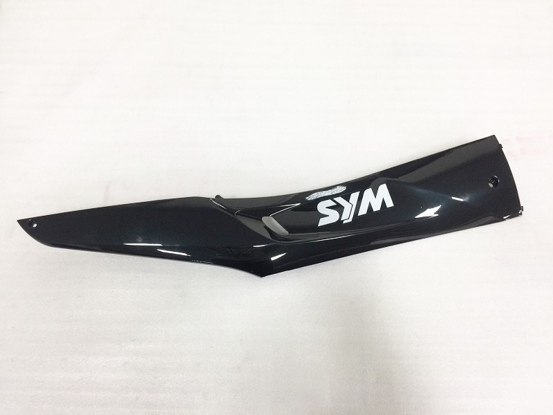 Облицовка боковая правая чёрный (BK-433S) SYM
