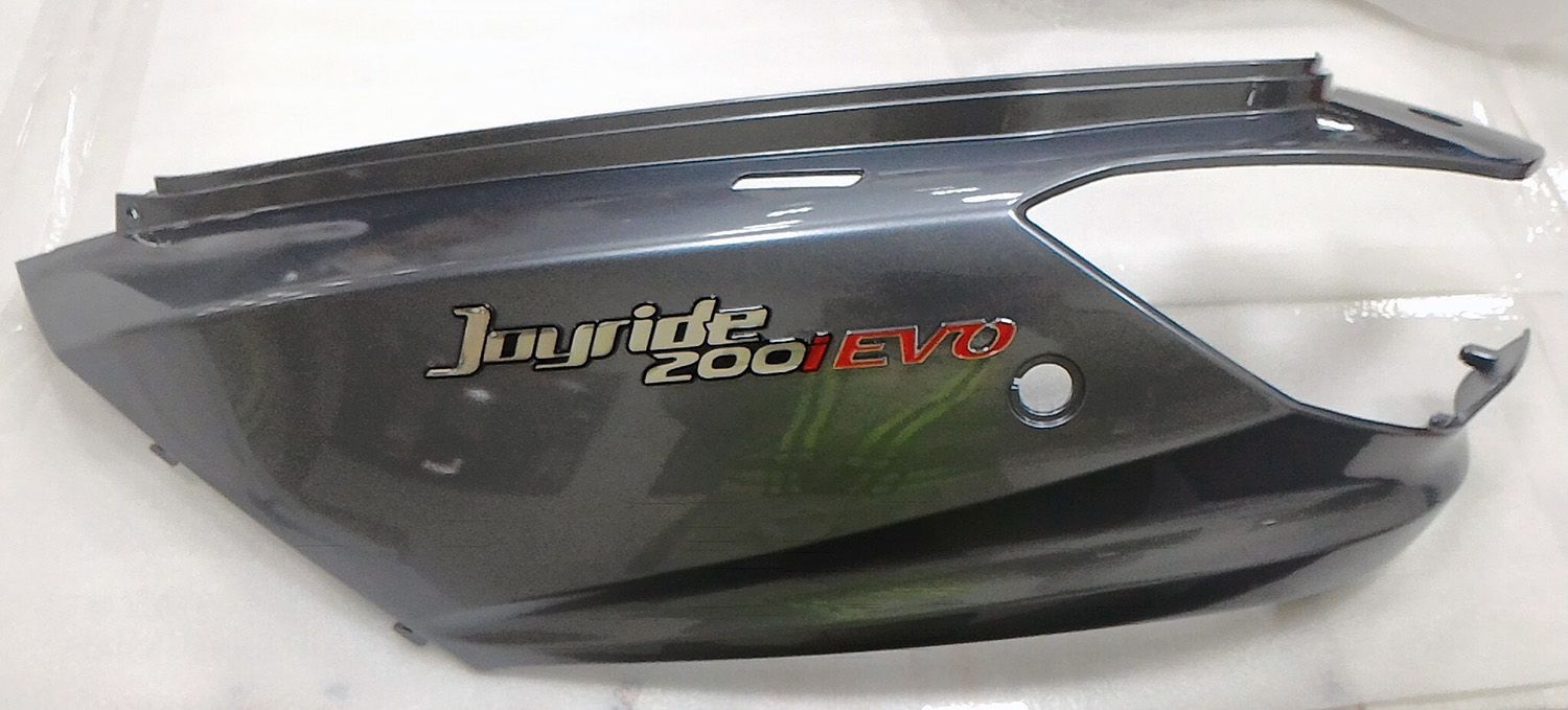 Облицовка задняя левая серый (GY-517S) SYM