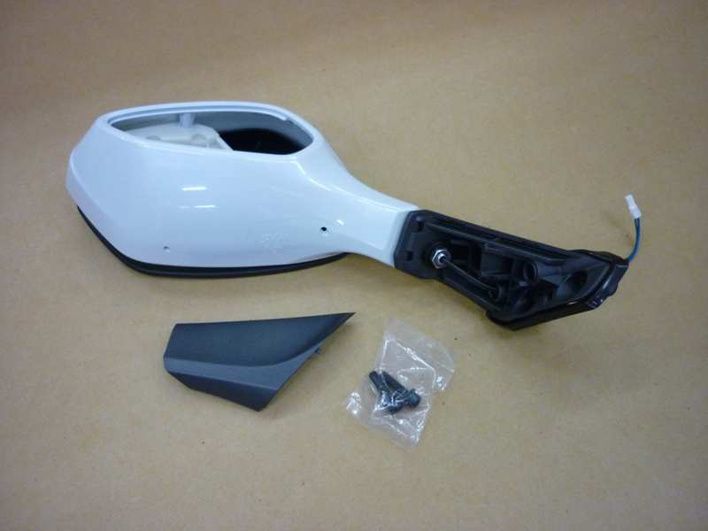 Зеркало заднего вида правое без поворотника SYM