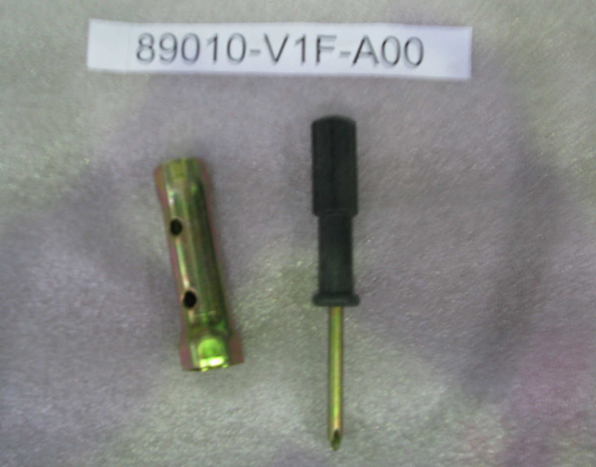 Набор инструмента SYM Allo 125 Allo 50 Crox 125 JetNaked 50 Jet 4 125 Jet 4 50 Orbit 50 Orbit 125 Symphony 125 Symphony 50 XS 125