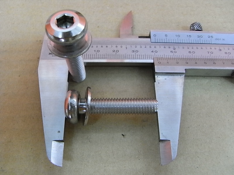 Винт регулировочный 8mm SYM