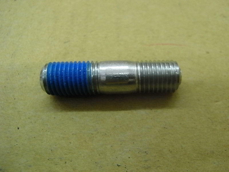 Шпилька 10х39,5 SYM