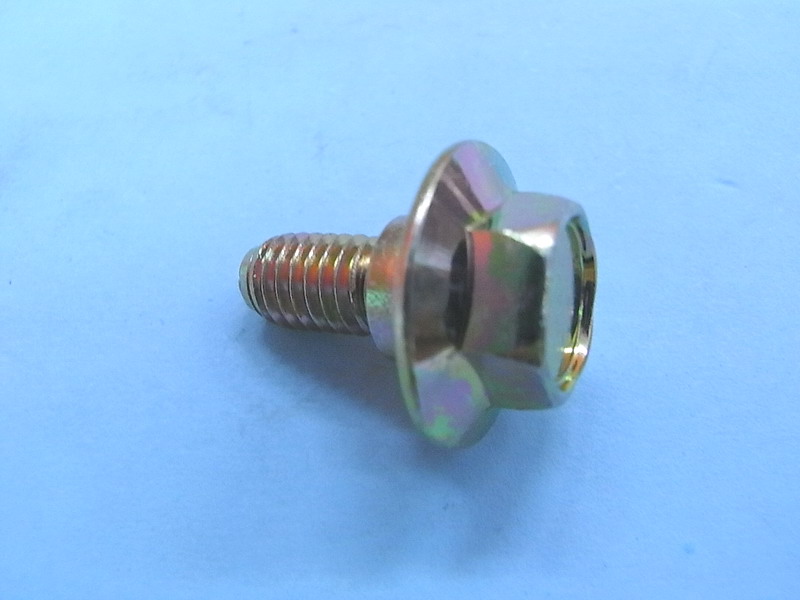 Винт с фланцем(MFZn2-C)6MM SYM JoyMax 300 GTS 300 Maxsym 400 Maxsym 600 Maxsym 500 Wolf 250 JetNaked 50 JoyRide 200